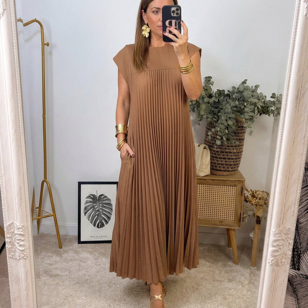 Ieva – Nesenstančio komforto suknelė